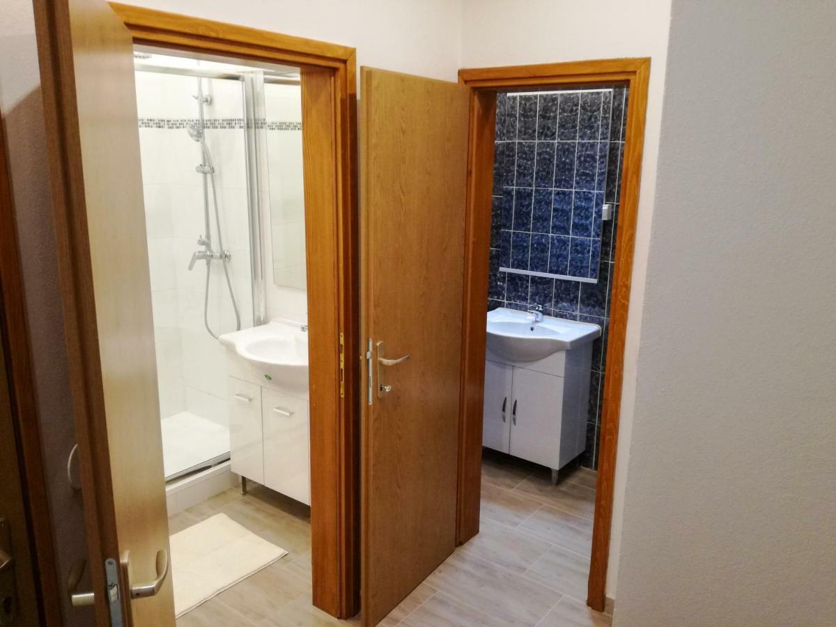 אומאג Apartment Sandra מראה חיצוני תמונה