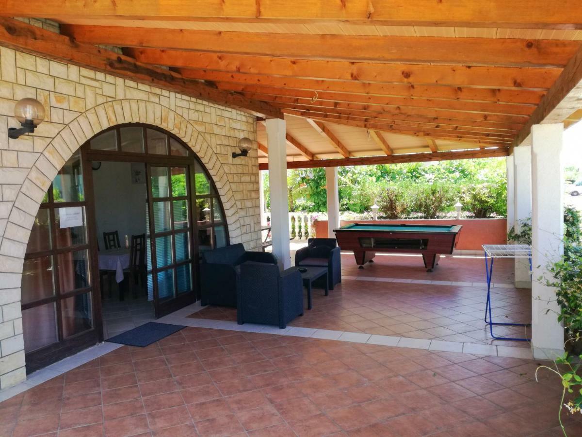 אומאג Apartment Sandra מראה חיצוני תמונה