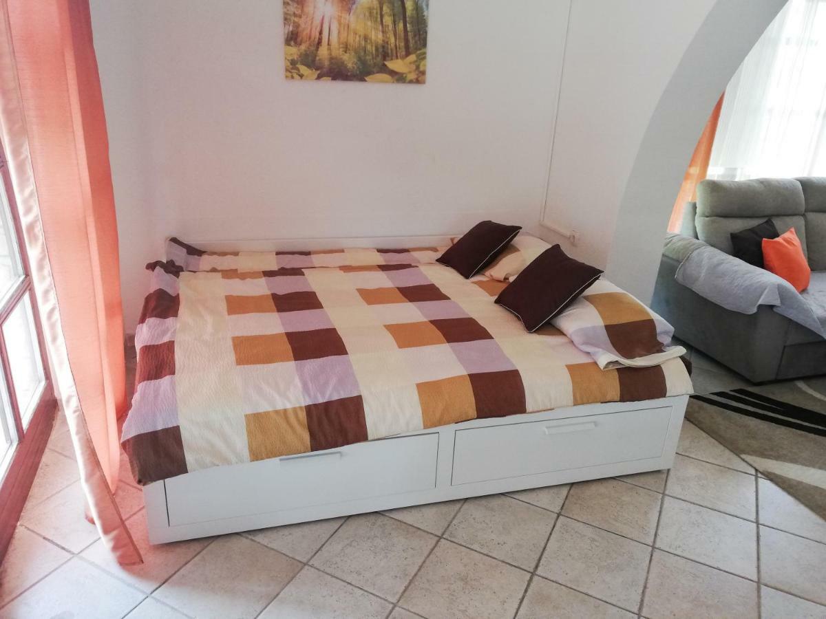 אומאג Apartment Sandra מראה חיצוני תמונה